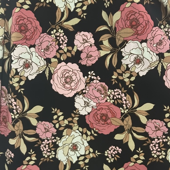 Floral Pattern dress - Picture 4 of 4